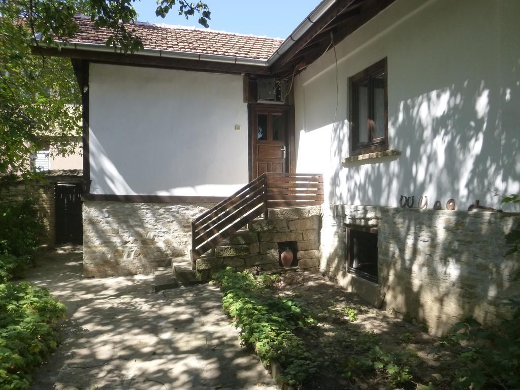 Villa Tanya'S House Kŭrpachevo Exterior foto